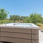 Beautiful In With Kitchen *