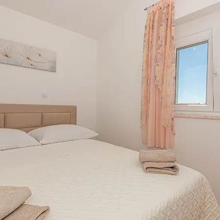 Beautiful In With Kitchen Feriehus Kaocine