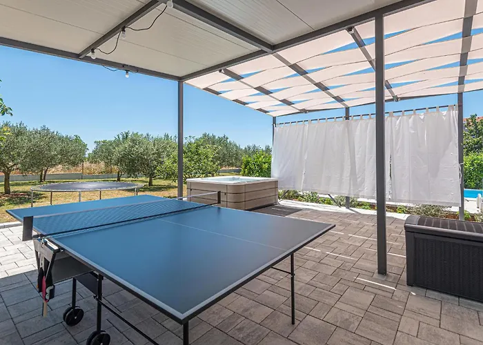 Vakantiehuis Beautiful In With Kitchen Kaocine