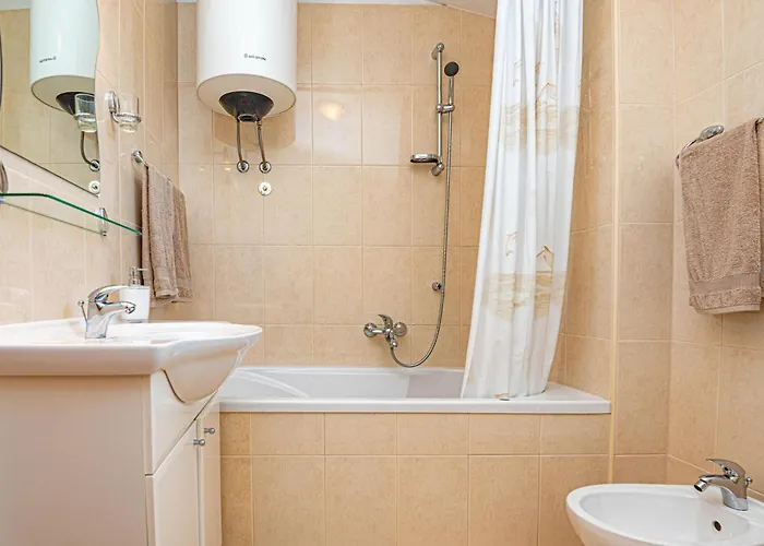 בית נופש Beautiful In With Kitchen