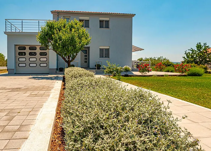 בית נופש Beautiful In With Kitchen *