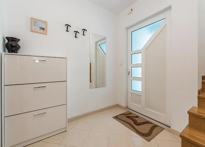 Beautiful In With Kitchen * Kaocine