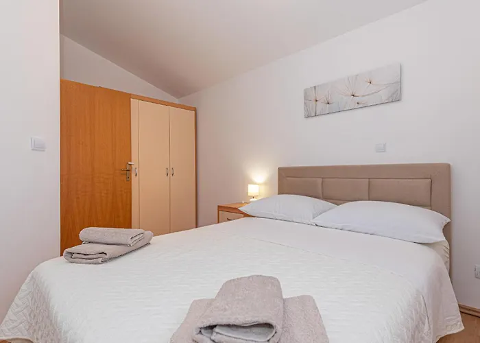 Vakantiehuis Beautiful In With Kitchen Kaocine