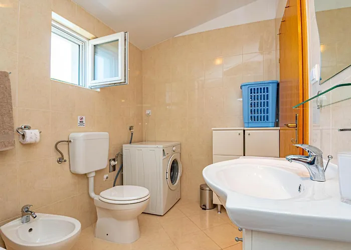 בית נופש Beautiful In With Kitchen